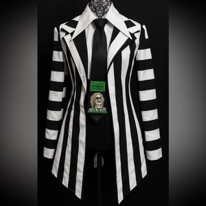 Luxury Women Beetlejuice Costume Blazer, high-rise shorts, tie and shirt.